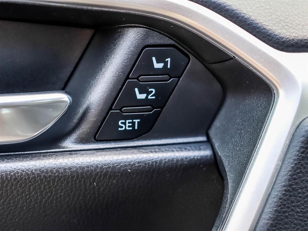 2021 Toyota RAV4 XLE Mississauga ON