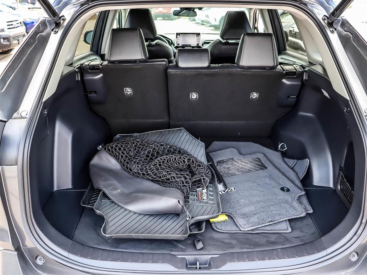 2021 Toyota RAV4 XLE Mississauga ON