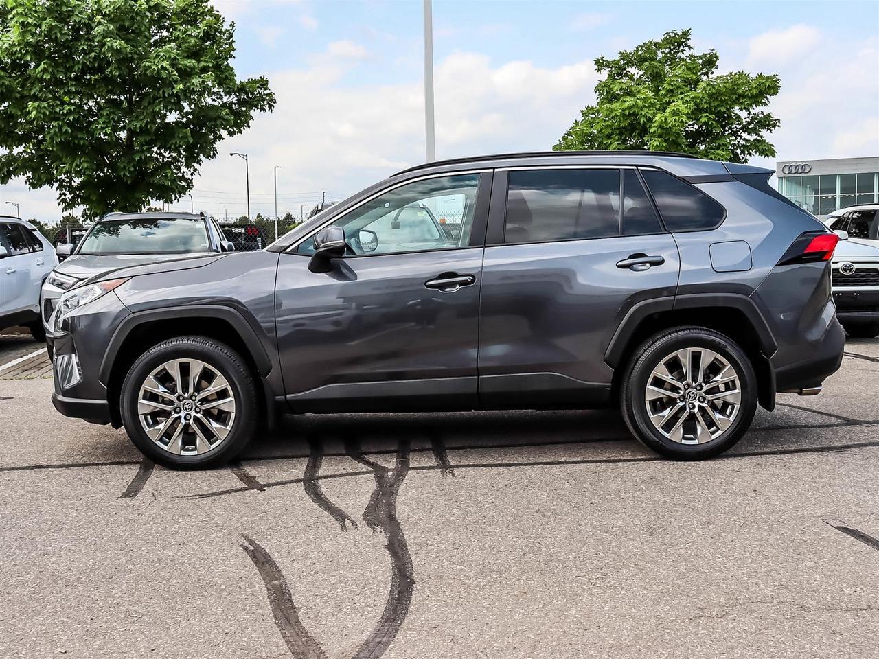 2021 Toyota RAV4 XLE Mississauga ON