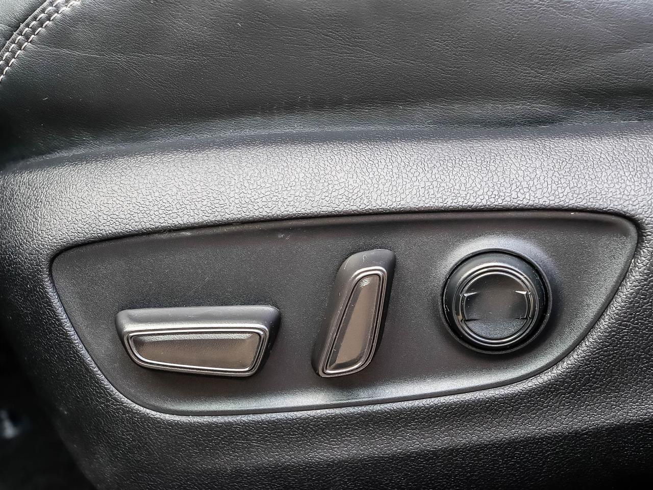 2021 Toyota RAV4 XLE Mississauga ON