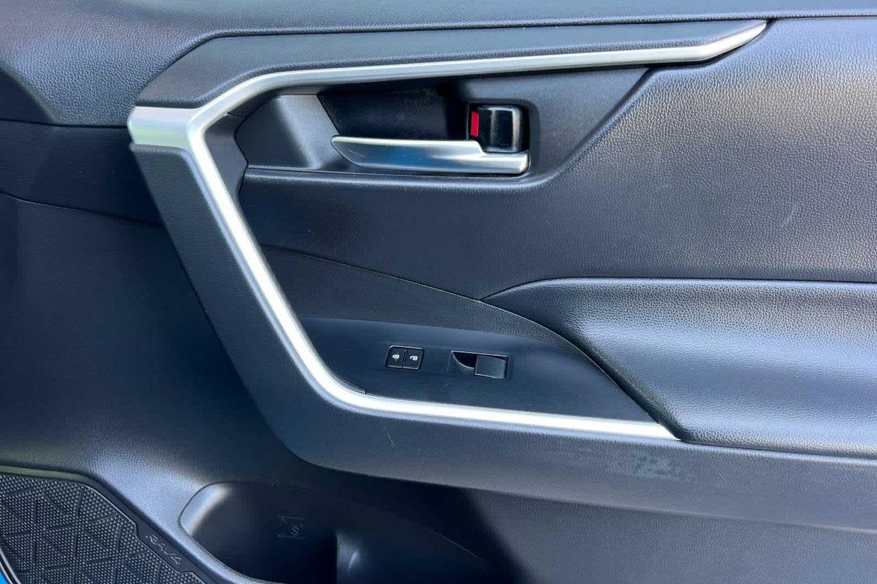 2021 Toyota RAV4 XLE Roseville CA