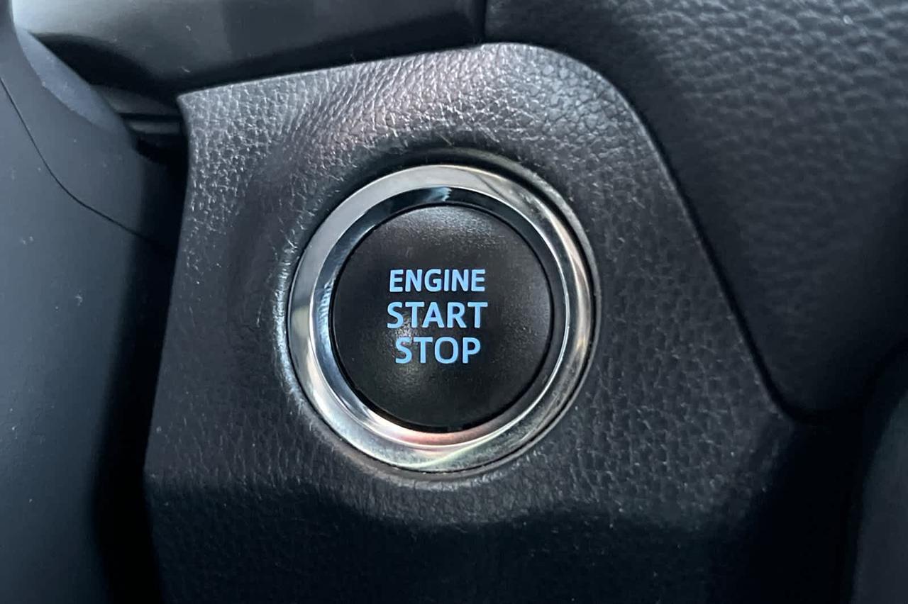 2021 Toyota RAV4 XLE Roseville CA