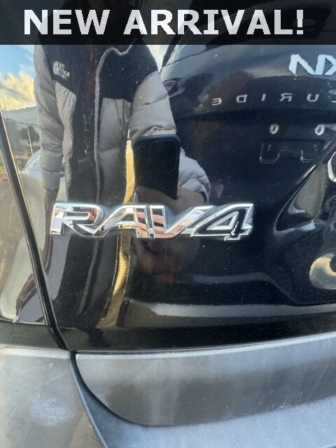 2021 Toyota RAV4 XLE Renton WA 2021 Toyota RAV4 XLE Renton WA