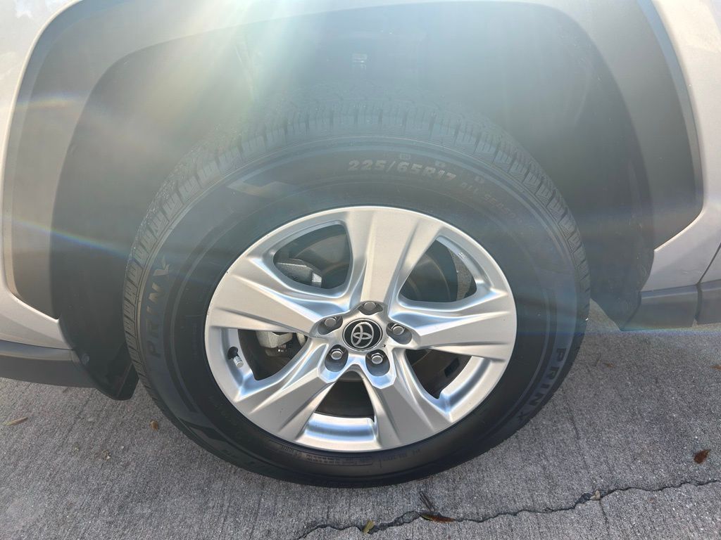 2021 Toyota RAV4 XLE Tampa FL