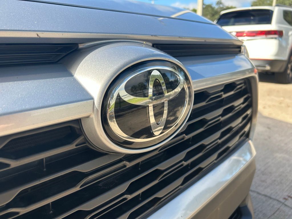2021 Toyota RAV4 XLE Tampa FL