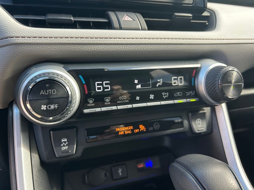 2021 Toyota RAV4 XLE Tampa FL