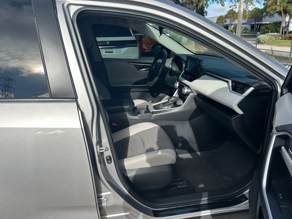 2021 Toyota RAV4 XLE Tampa FL