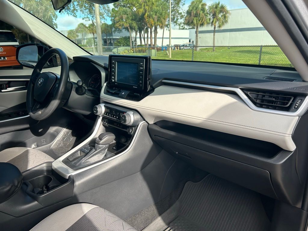 2021 Toyota RAV4 XLE Tampa FL