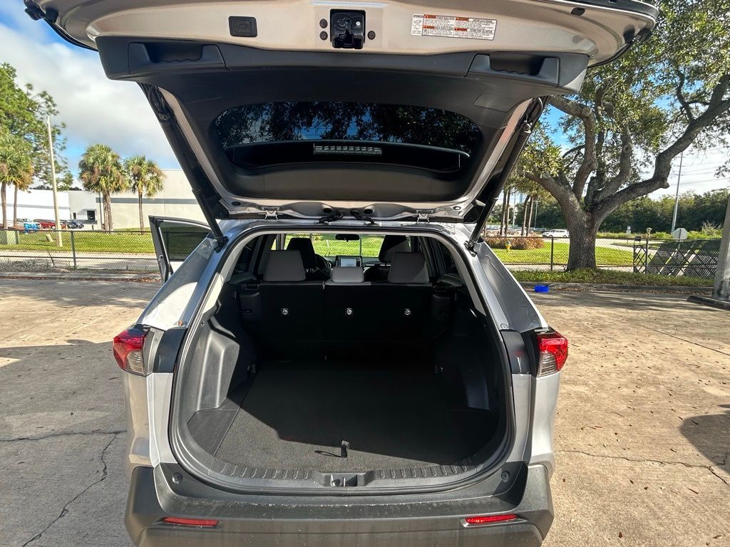 2021 Toyota RAV4 XLE Tampa FL