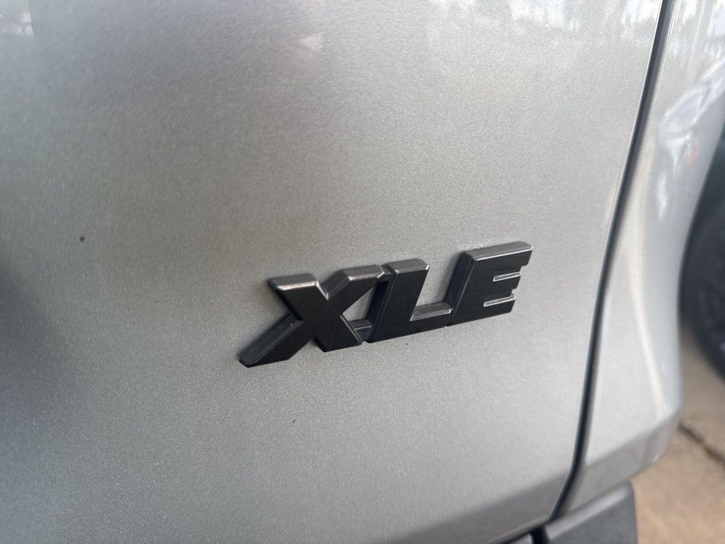 2021 Toyota RAV4 XLE Tampa FL