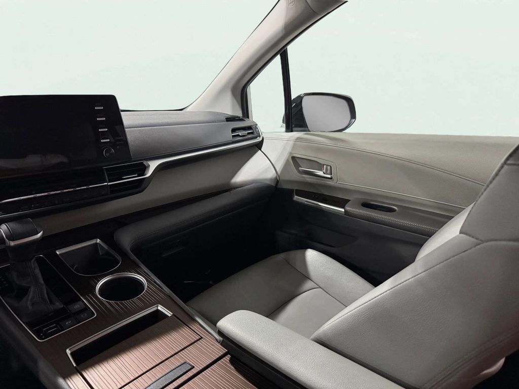 2021 Toyota Sienna XLE 7 Passenger San Clemente CA