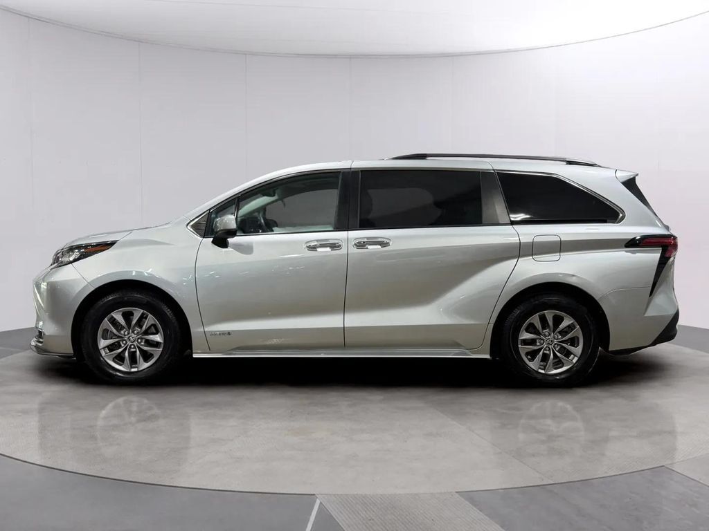 2021 Toyota Sienna XLE 7 Passenger San Clemente CA