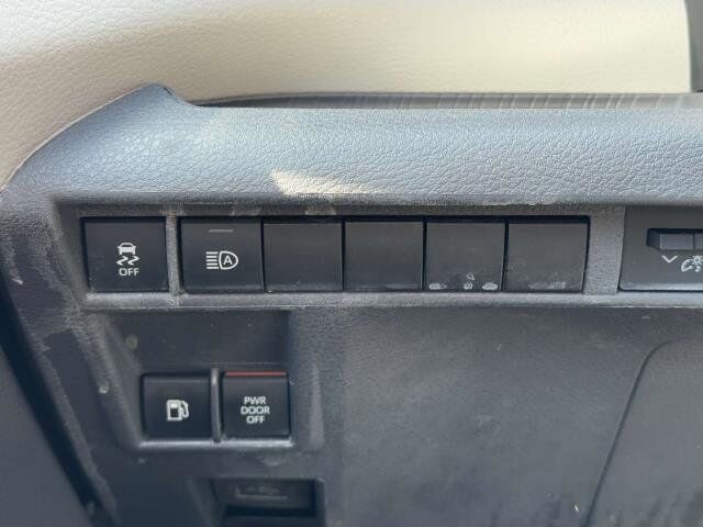 2021 Toyota Sienna XLE San Clemente CA