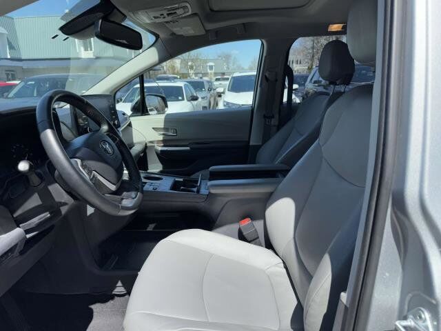 2021 Toyota Sienna XLE San Clemente CA