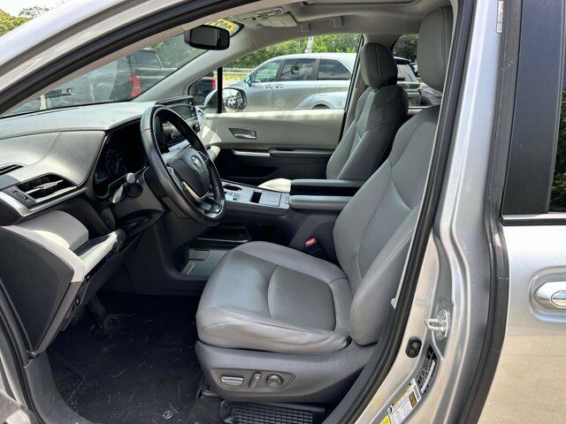 2021 Toyota Sienna XLE San Clemente CA