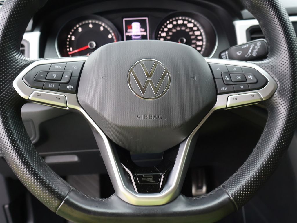2021 Volkswagen Atlas 3.6L V6 SE w/Technology R-Line