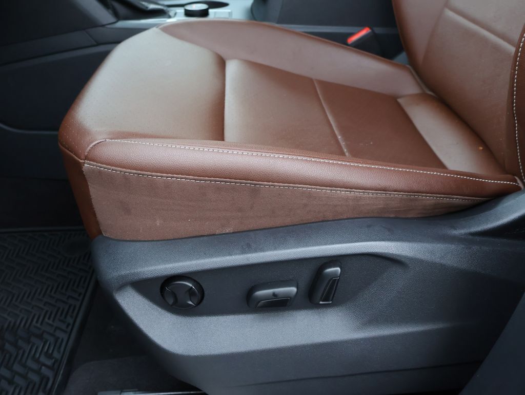 2021 Volkswagen Atlas 3.6L V6 SE w/Technology R-Line