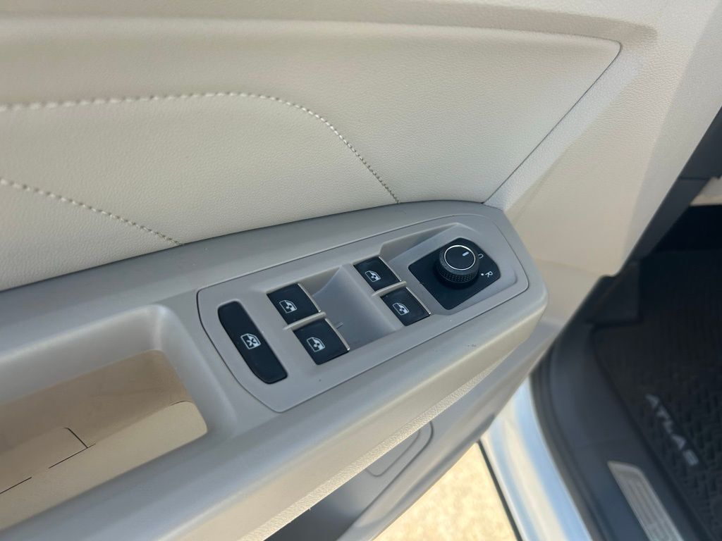 2021 Volkswagen Atlas 3.6L V6 SE w/Technology Tampa FL