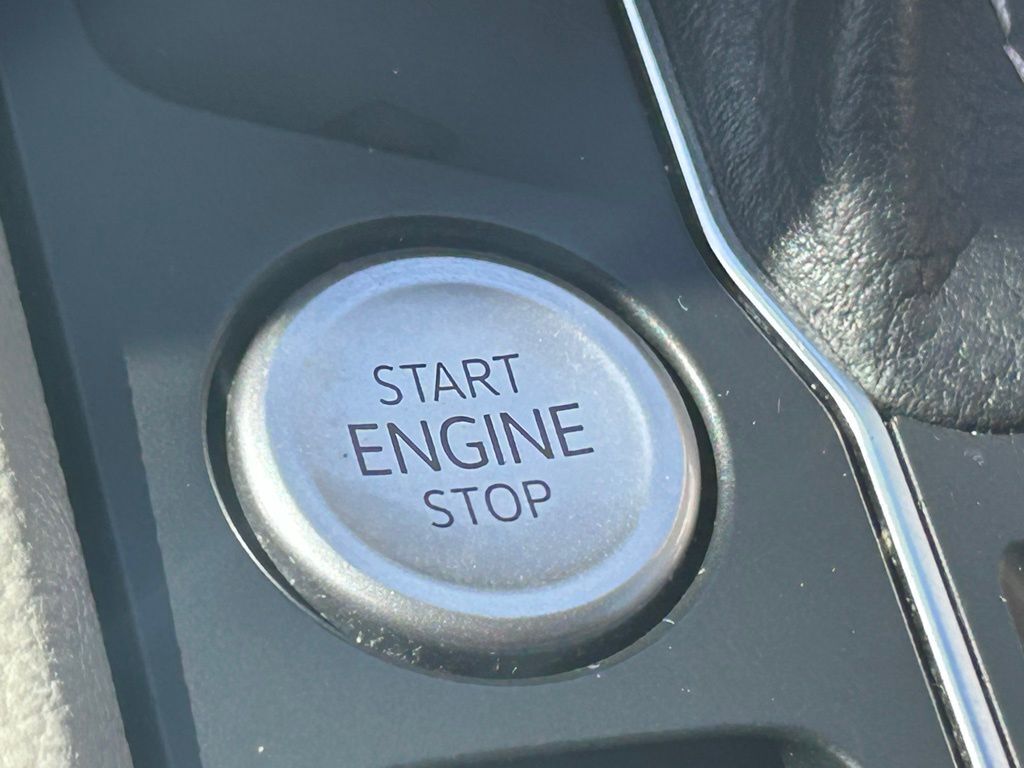 2021 Volkswagen Atlas 3.6L V6 SE w/Technology Tampa FL