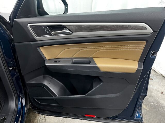 2021 Volkswagen Atlas Cross Sport V6 SE 4Motion Oshkosh WI