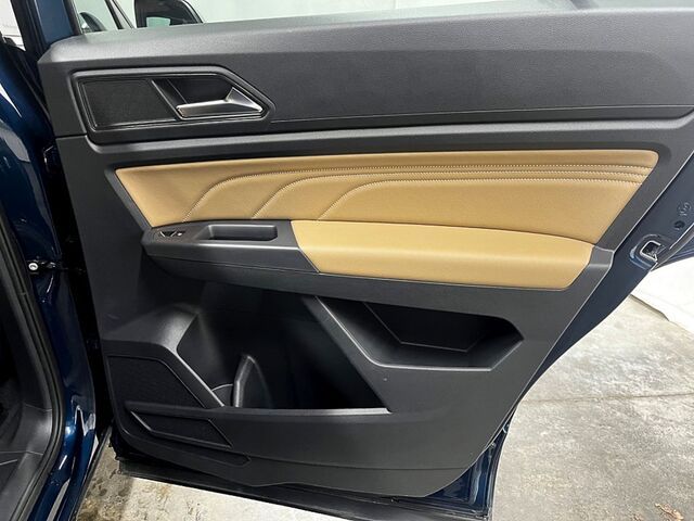 2021 Volkswagen Atlas Cross Sport V6 SE 4Motion Oshkosh WI