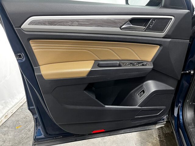 2021 Volkswagen Atlas Cross Sport V6 SE 4Motion Oshkosh WI