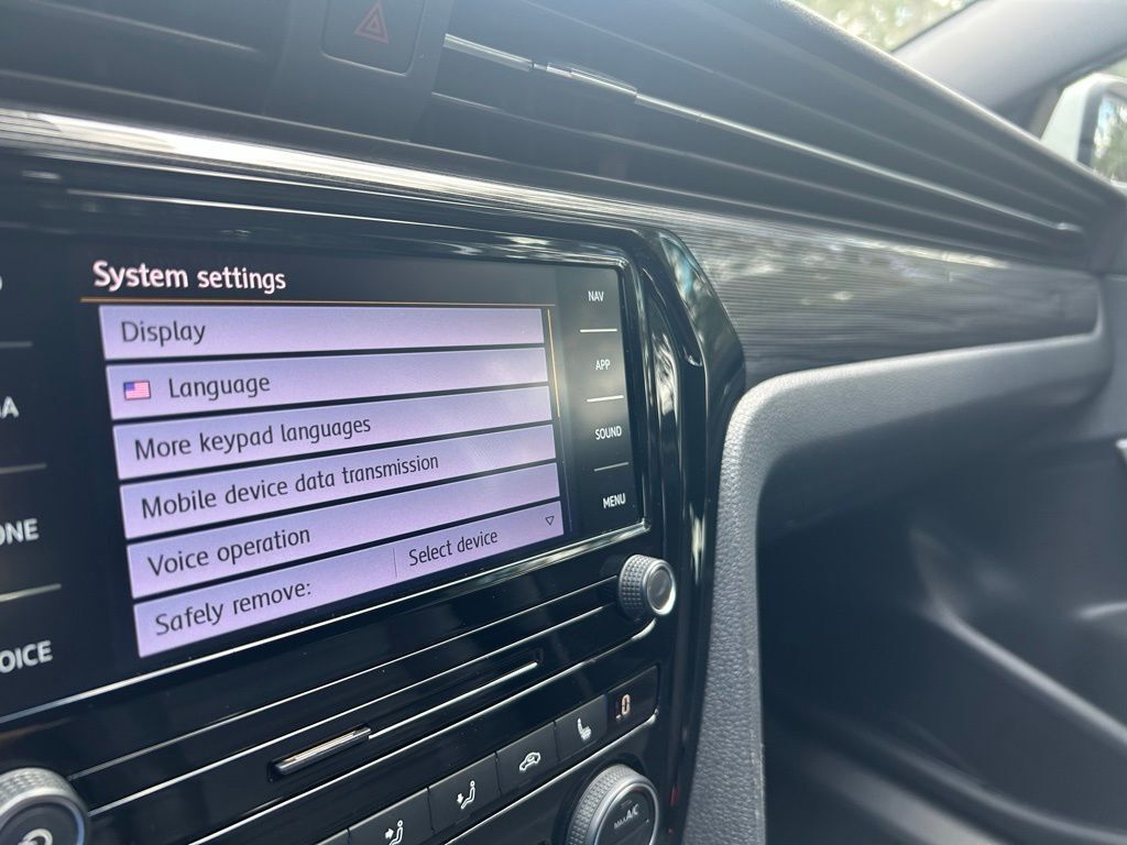 2021 Volkswagen Passat 2.0T R-Line Tampa FL
