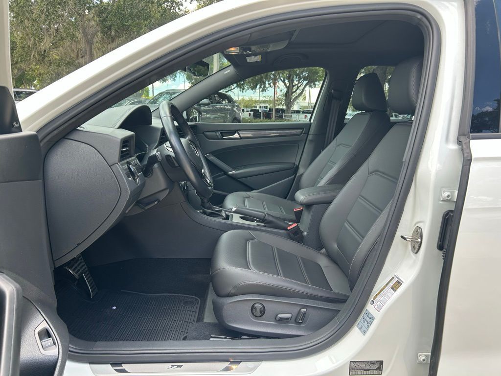 2021 Volkswagen Passat 2.0T R-Line Tampa FL