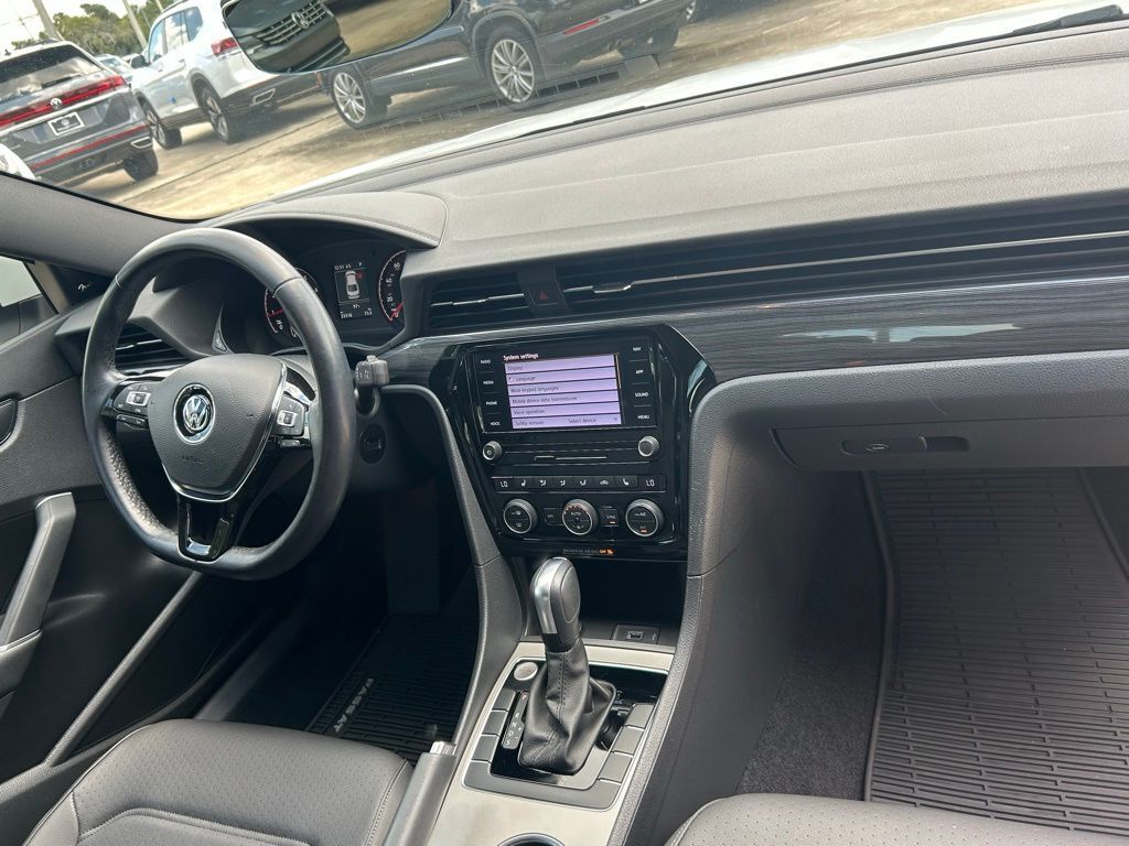 2021 Volkswagen Passat 2.0T R-Line Tampa FL