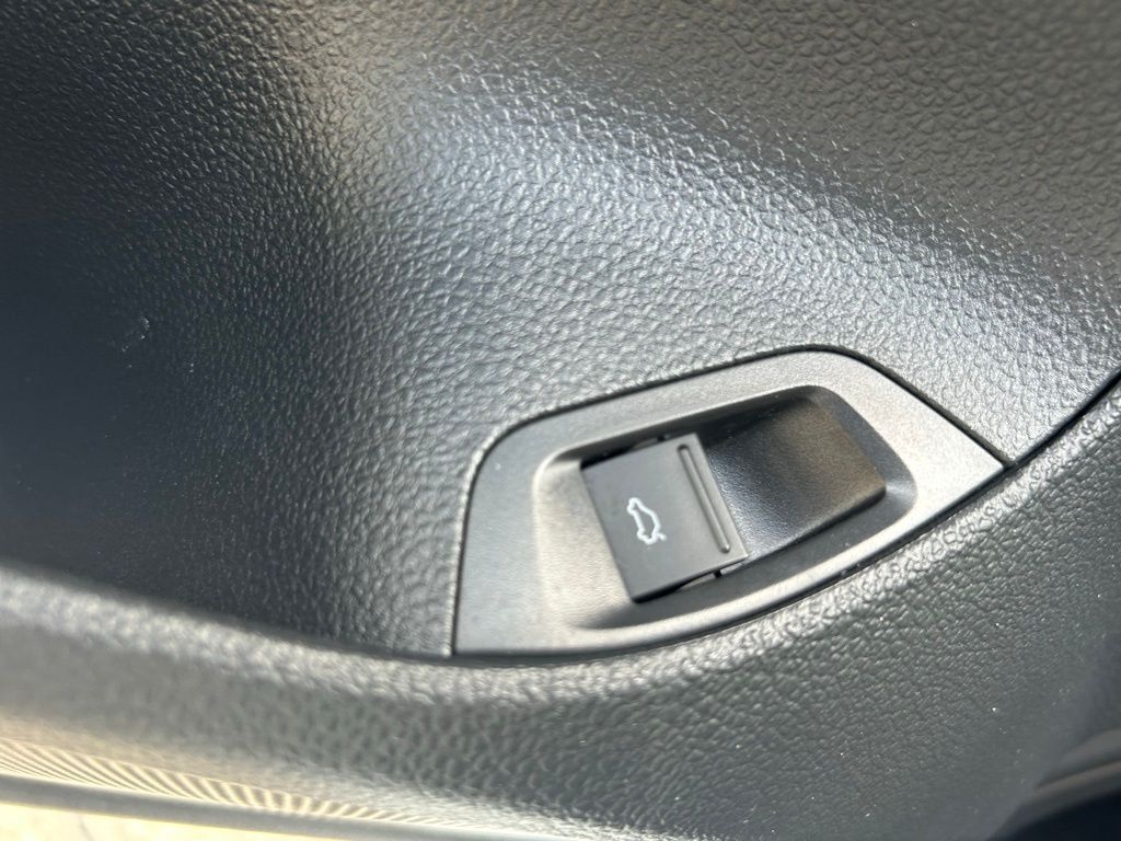 2021 Volkswagen Passat 2.0T R-Line Tampa FL