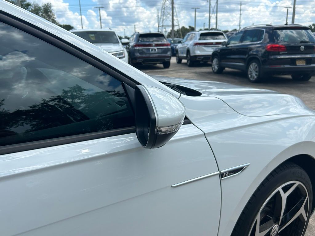 2021 Volkswagen Passat 2.0T R-Line Tampa FL