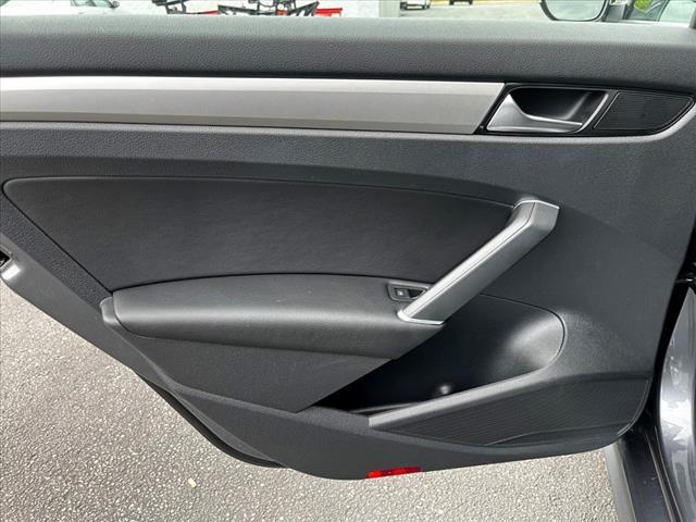 2021 Volkswagen Passat 2.0T SE Oshkosh WI