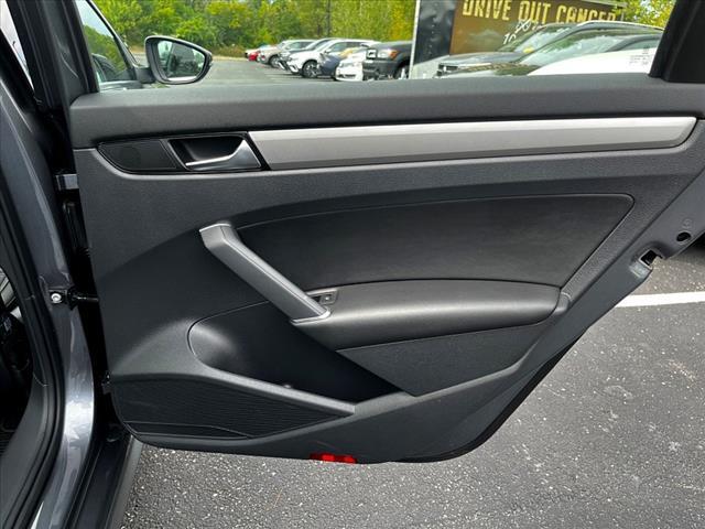 2021 Volkswagen Passat 2.0T SE Oshkosh WI