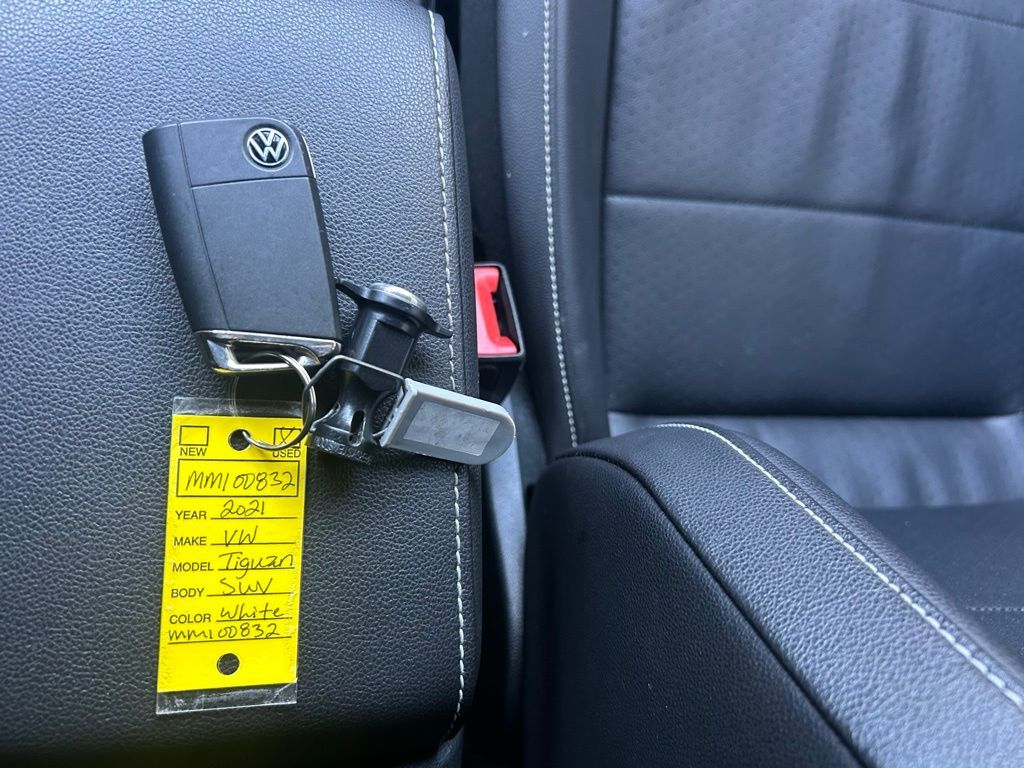 2021 Volkswagen Tiguan 2.0T SE R-Line Black Tampa FL