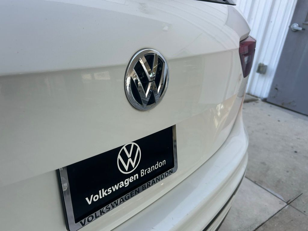 2021 Volkswagen Tiguan 2.0T SE R-Line Black Tampa FL