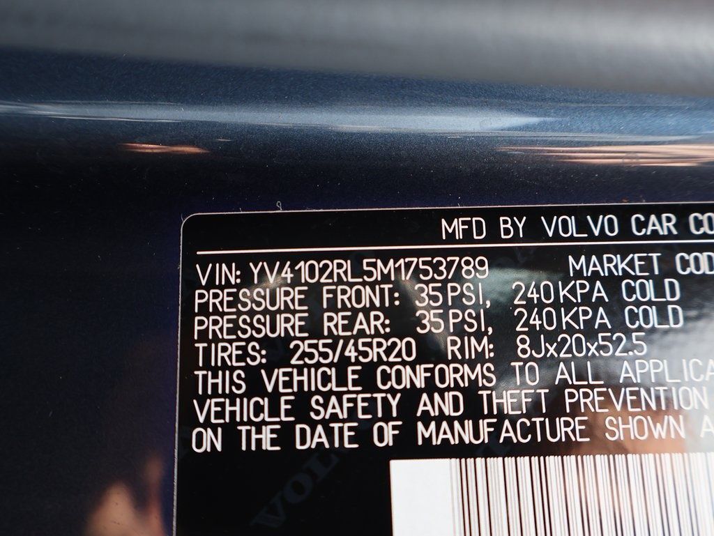 2021 Volvo XC60 T5 Inscription