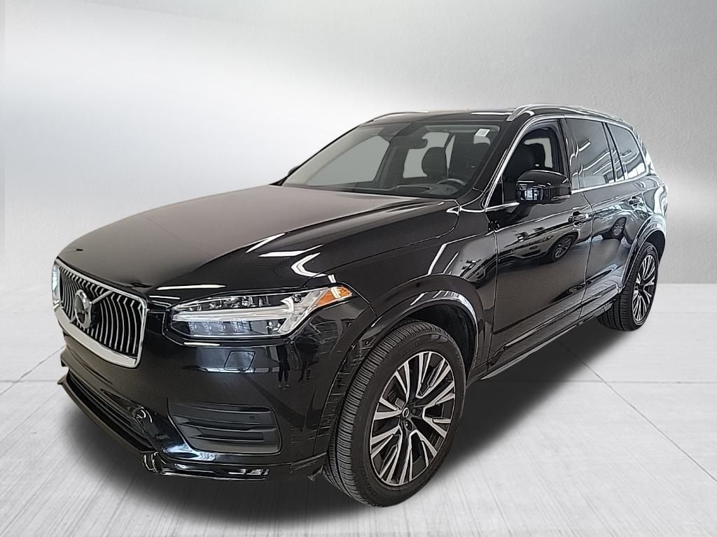 2021 Volvo XC90 T6 Momentum