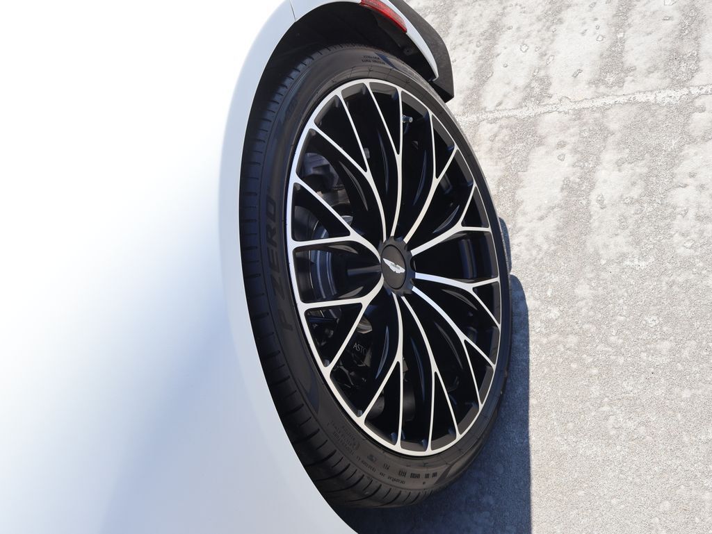 2022 Aston Martin Vantage F1 Edition