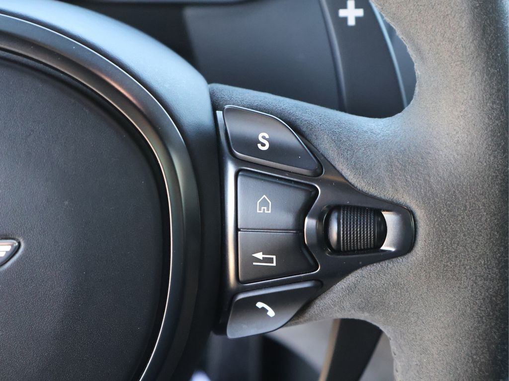 2022 Aston Martin Vantage F1 Edition