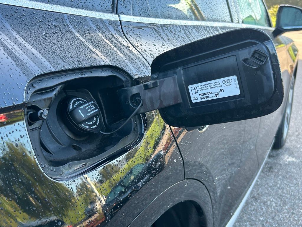 2022 Audi Q5 40 Premium Plus Lakeland FL