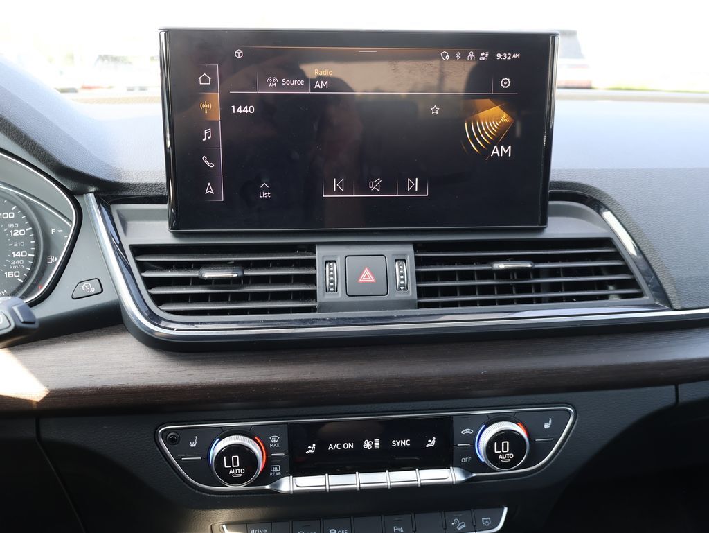 2022 Audi Q5 45 S line Premium