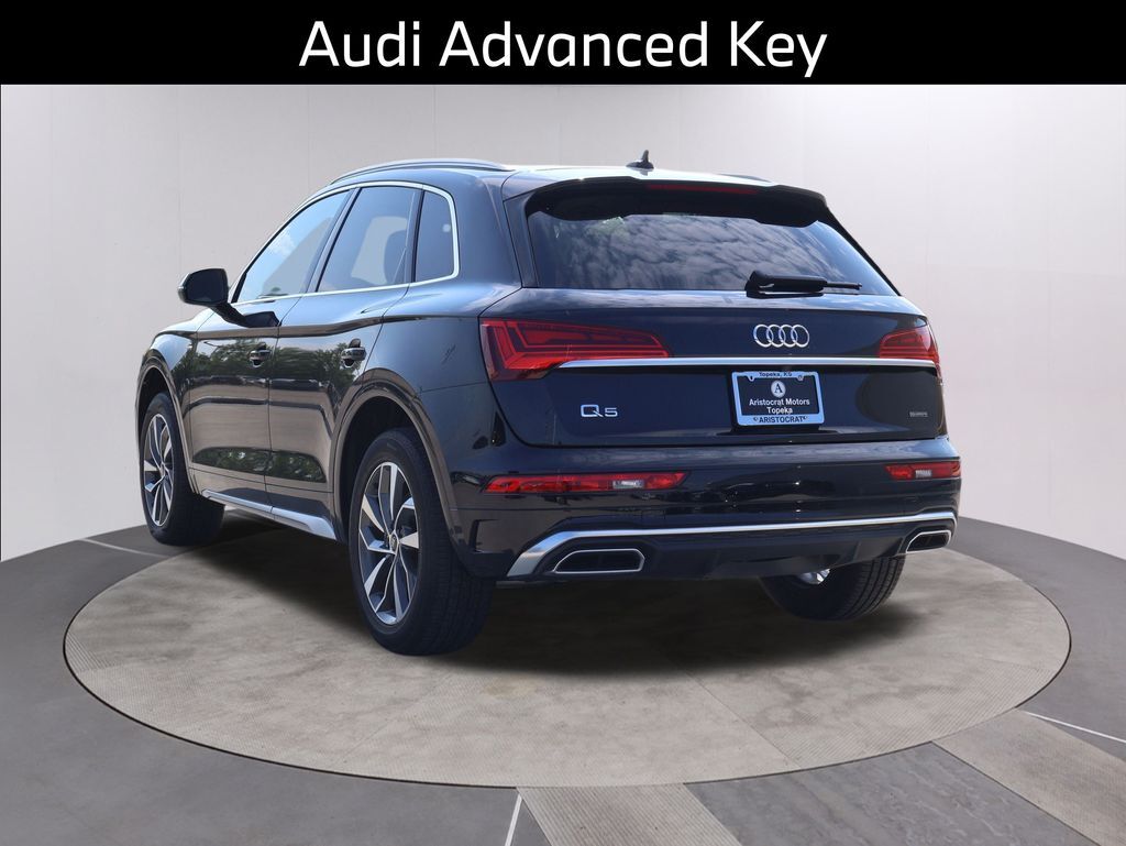2022 Audi Q5 45 S line Premium