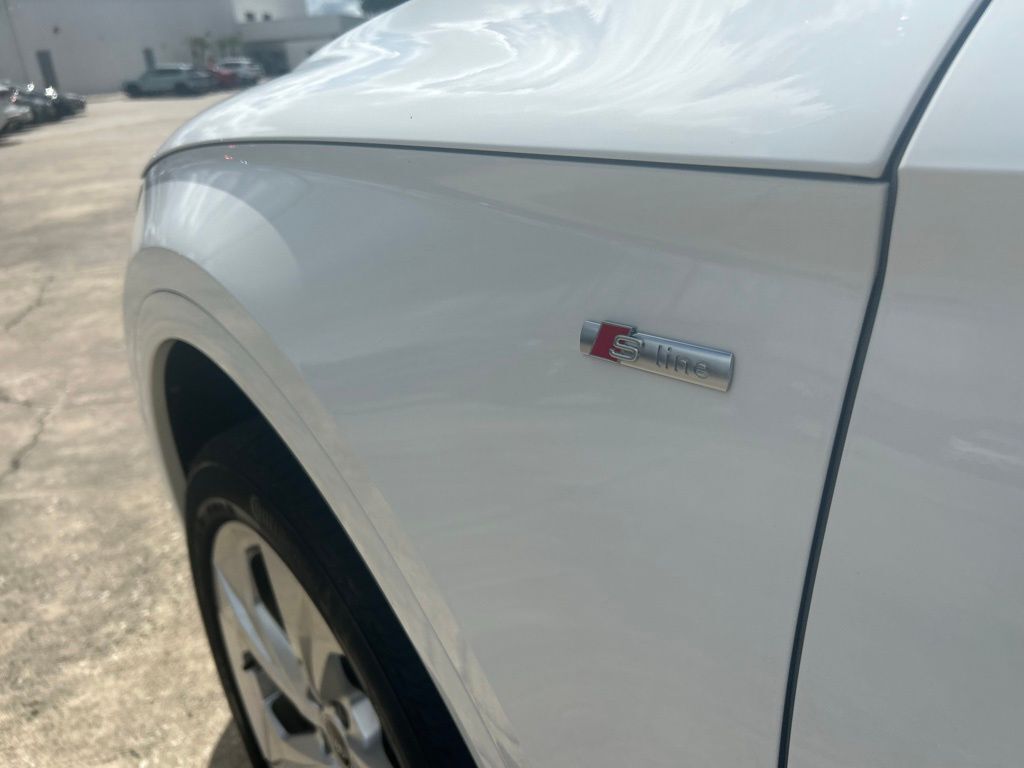 2022 Audi Q5 45 S line Premium Tampa FL
