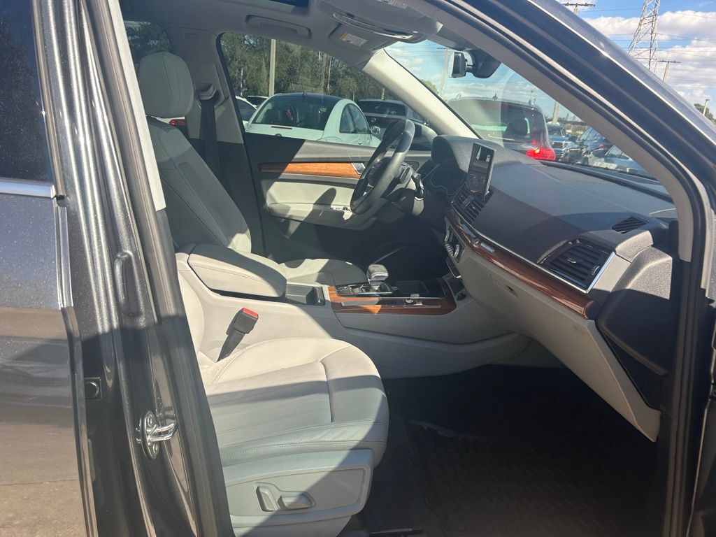 2022 Audi Q5 45 S line Premium Tampa FL