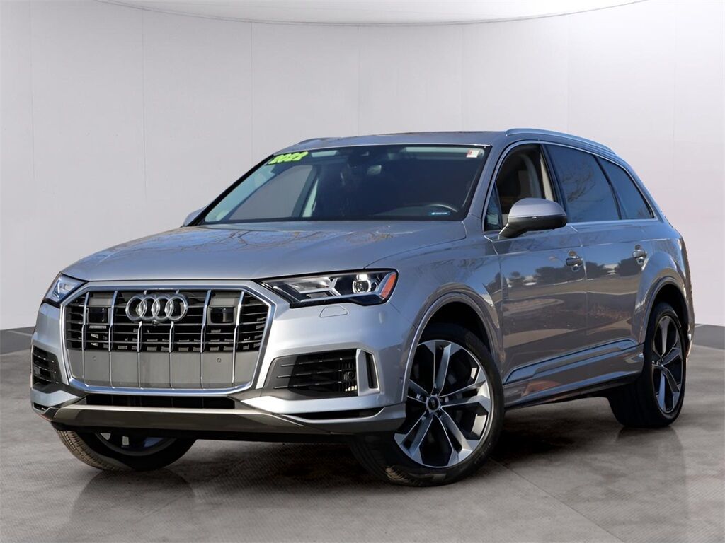 2022 Audi Q7 55 Premium Plus