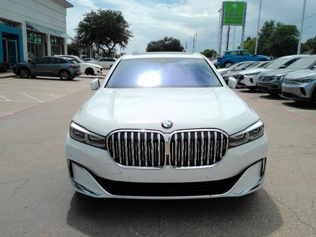 2022 BMW 740 i 2022 BMW 740 i