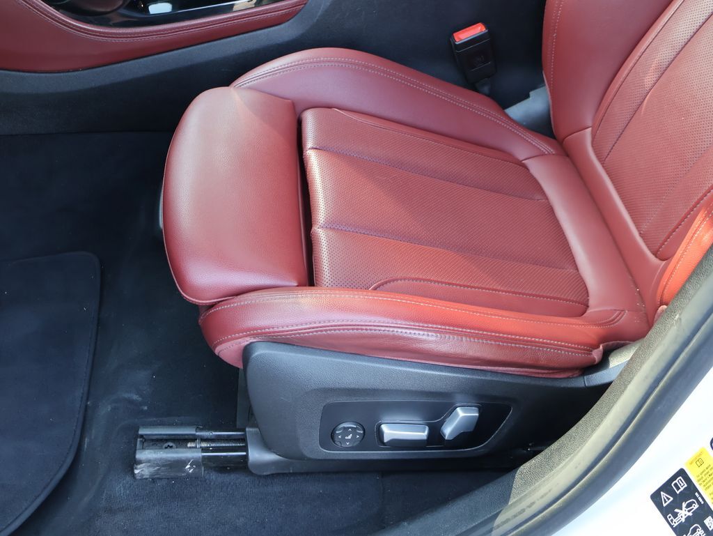2022 BMW X4 xDrive30i