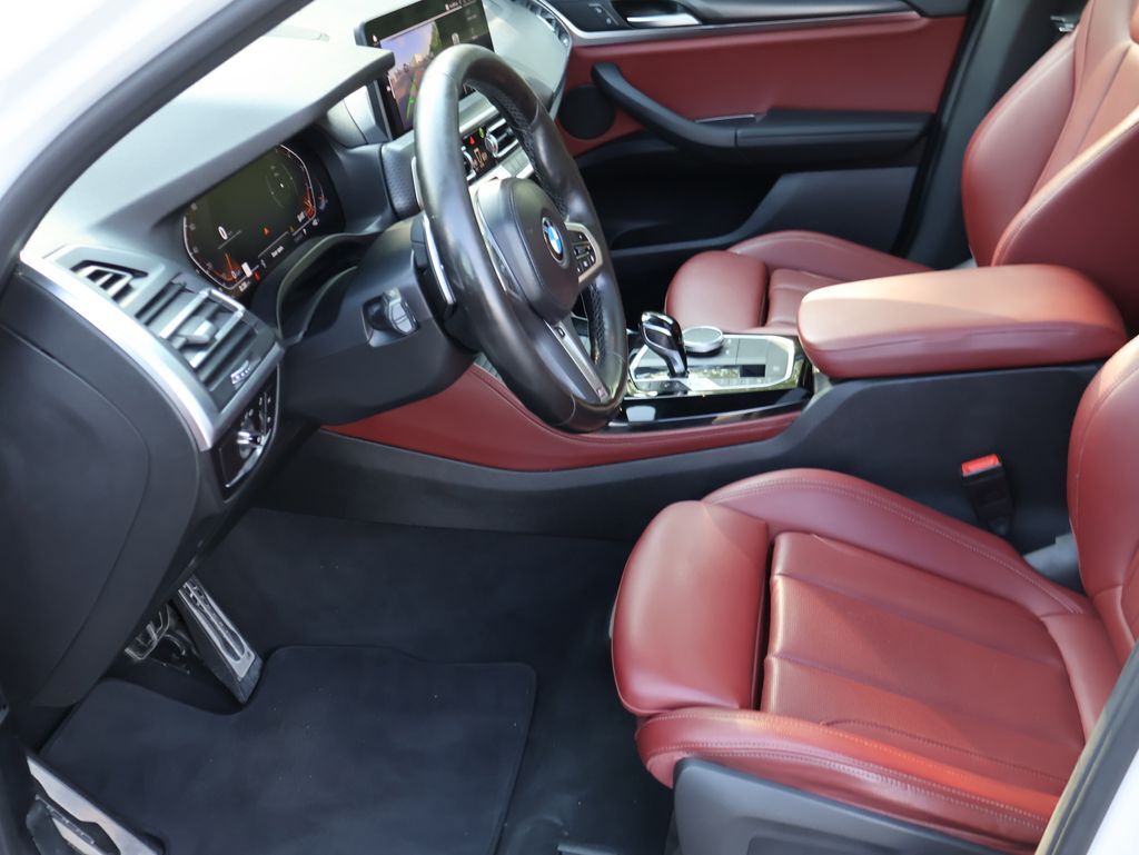 2022 BMW X4 xDrive30i
