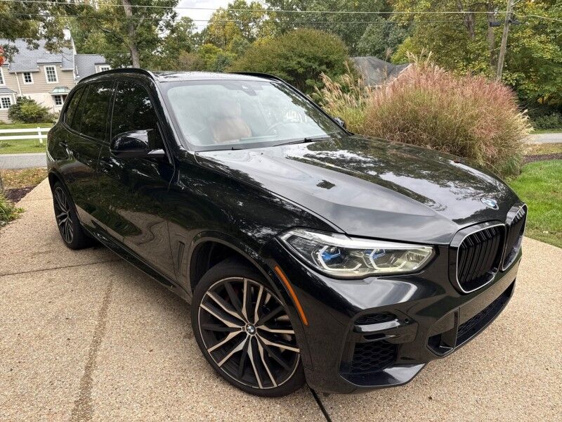 2022 BMW X5 M50i Sports Activity Vehicle w/ Executive Package 2022 BMW X5 M50i Sports Activity Vehicle w/ Executive Package