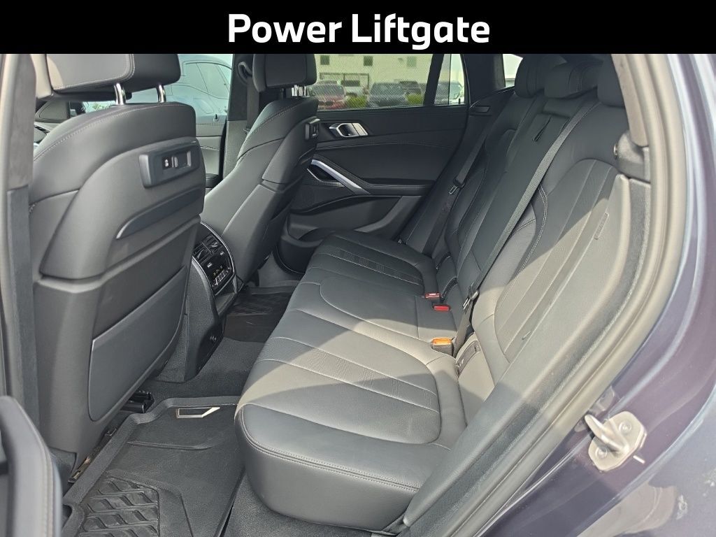 2022 BMW X6 xDrive40i